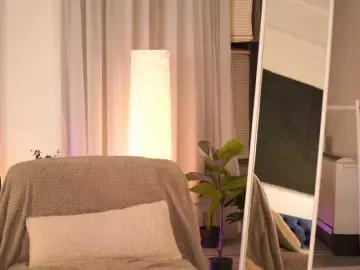 KaiaSilk  live sex cam