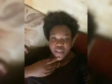 Luthando4  live sex cam