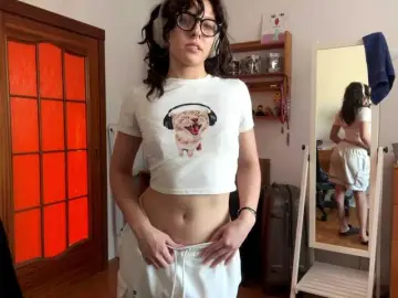 PlushPoutX  live sex cam