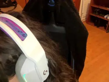 PlushPoutX  live sex cam