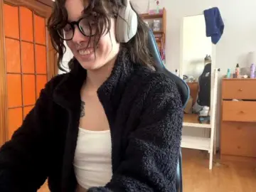 PlushPoutX  live sex cam