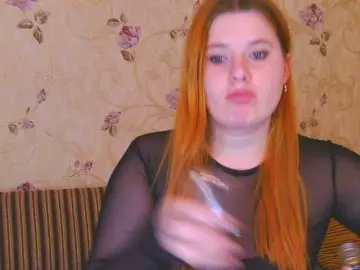 Polly-Katie  live sex cam