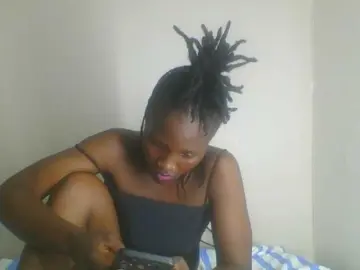 Smilingbeibylove  live sex cam