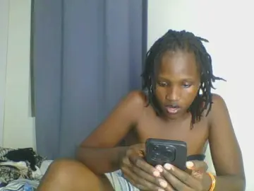 Smilingbeibylove  live sex cam