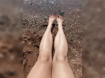 Starfeet  live sex cam