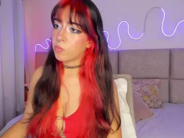 Laure4  live sex cam