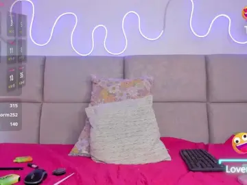 Laure4  live sex cam