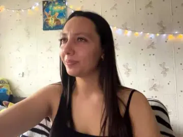 LeannBernmen  live sex cam