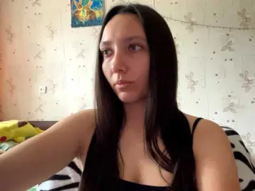 LeannBernmen  live sex cam