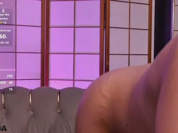 LorraineTease  live sex cam