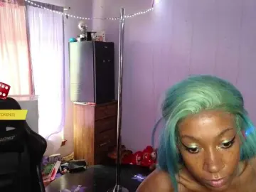 Mocha17  live sex cam