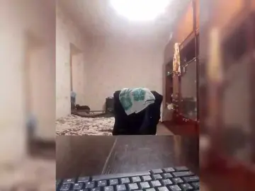 SweetSugar77  live sex cam