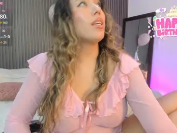 Lizzarobert  live sex cam