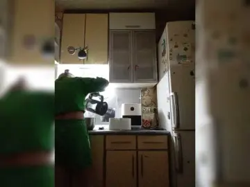 MEow-WoW  live sex cam