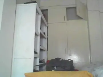 Yummytities  live sex cam