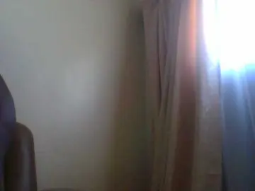 Yummytities  live sex cam