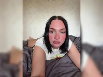 AlexaHotty1  live sex cam