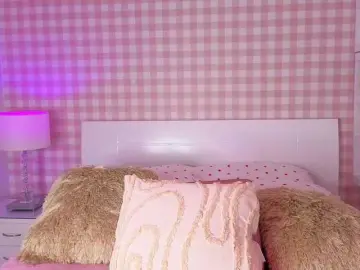 CloeBonet  live sex cam