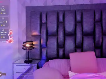 CloeBonet  live sex cam