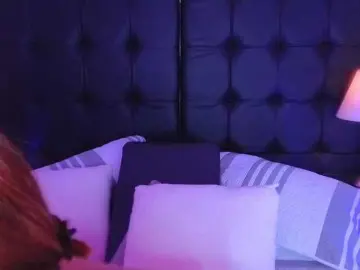 CloeBonet  live sex cam