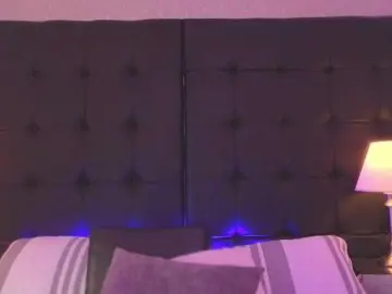 CloeBonet  live sex cam