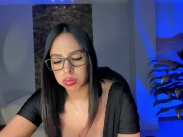 KatieStonne  live sex cam