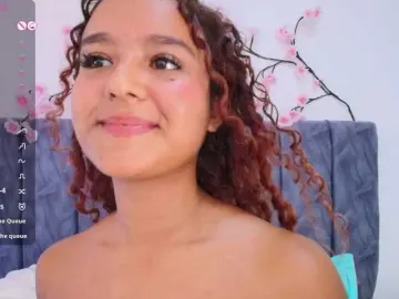 Sophieevelvet  live sex cam