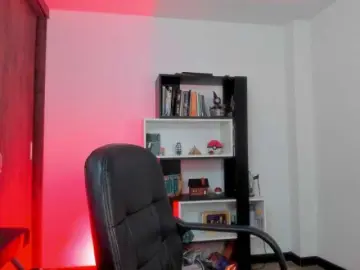 Alice2706  live sex cam