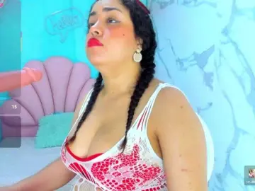 Cristal-horny19  live sex cam
