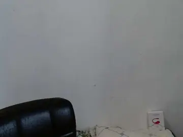 Adrianamilf  live sex cam