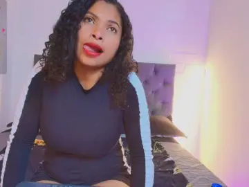 CamiilaReyes  live sex cam
