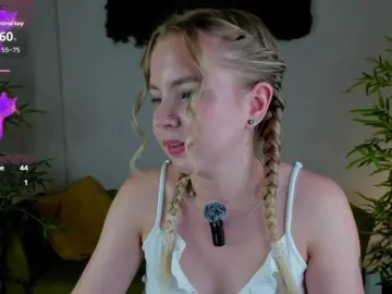 Linda-Bloom  live sex cam