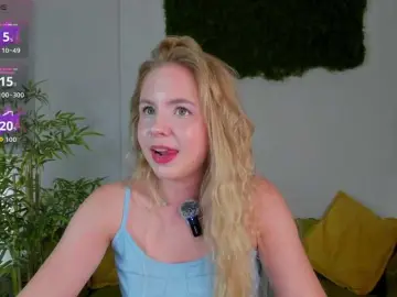 Linda-Bloom  live sex cam