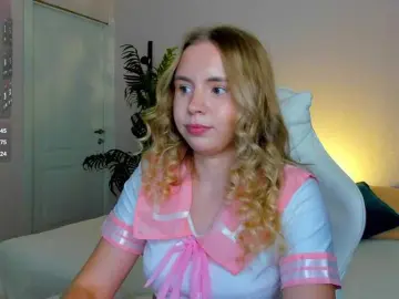 Linda-Bloom  live sex cam