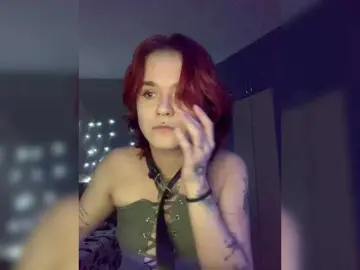 Mia-sweet  live sex cam