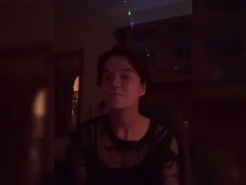 Mia-sweet  live sex cam