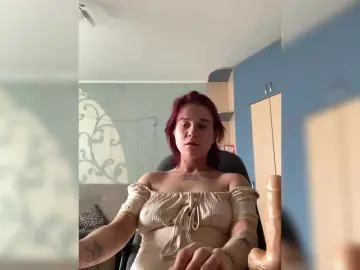 Mia-sweet  live sex cam