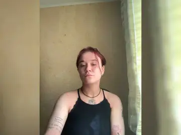 Mia-sweet  live sex cam