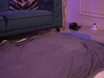 ScarletSnow  live sex cam