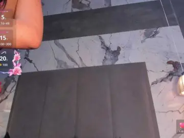 Tara-Hillss  live sex cam