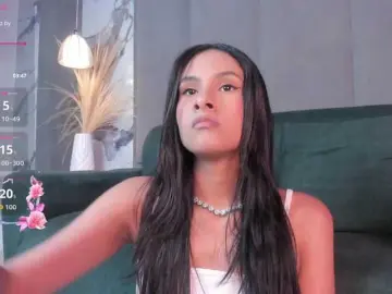 Tara-Hillss  live sex cam