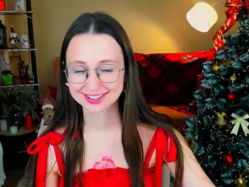 YourLovellyStory  live sex cam