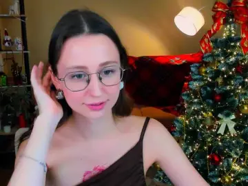 YourLovellyStory  live sex cam