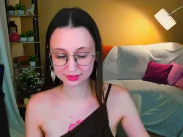 YourLovellyStory  live sex cam