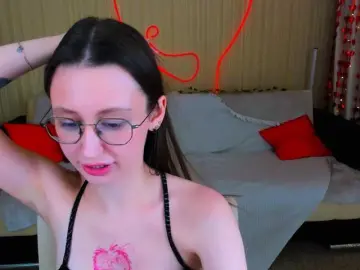 YourLovellyStory  live sex cam