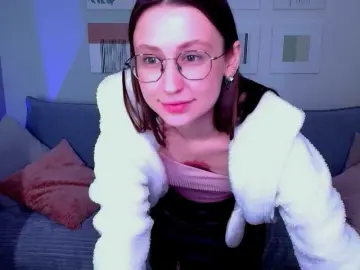 YourLovellyStory  live sex cam