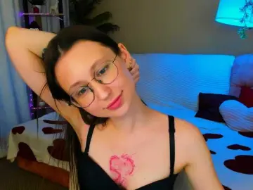 YourLovellyStory  live sex cam