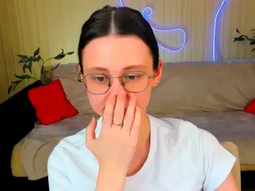 YourLovellyStory  live sex cam