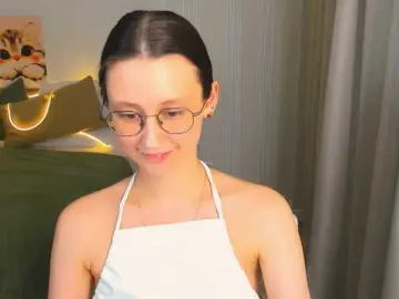 YourLovellyStory  live sex cam