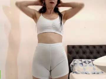 Amysnow  live sex cam